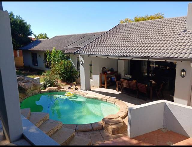 5 BEDROOM PROPERTY TO RENT IN WELTEVREDEN PARK